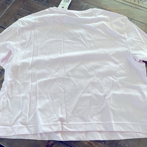 Reebok crop top in women’s medium - Picture 3 of 4